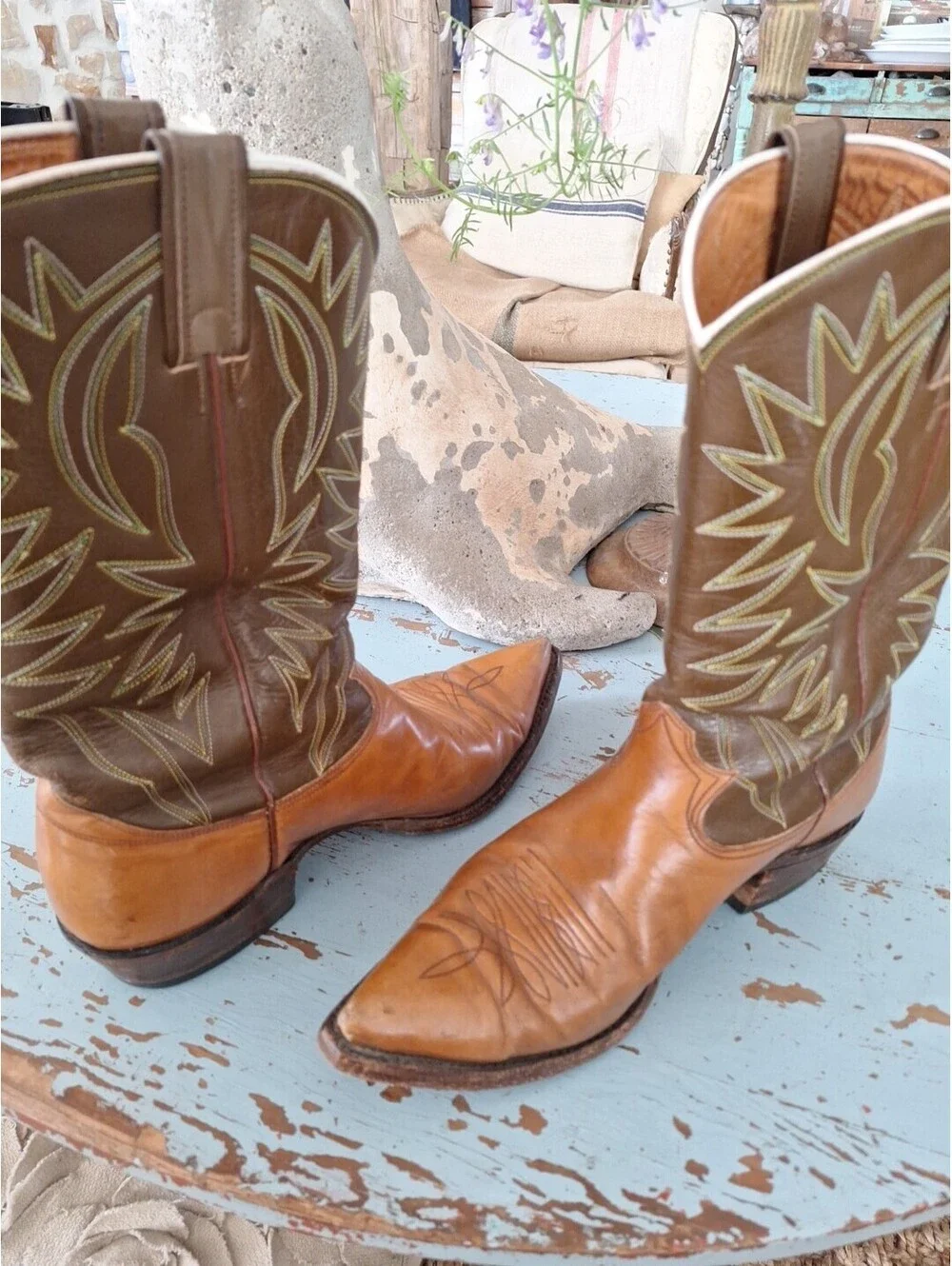 VTG WESTERN NOCONA Leather Cowboy Boots Mens 10.5 D. Rare, Formal, Pointed Toe.